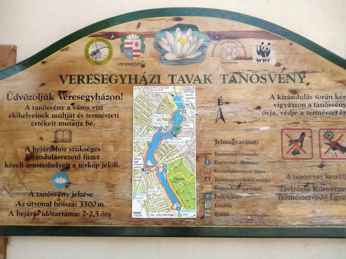 Tavi Panzio Es Etterem Bed and Breakfast Veresegyház Exterior foto
